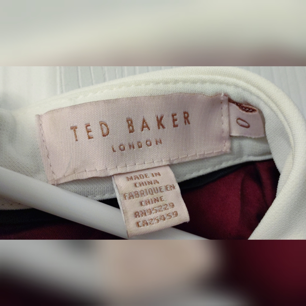 Ted Baker Burgundy Lace Dress with White Collar - Picture 9 of 11